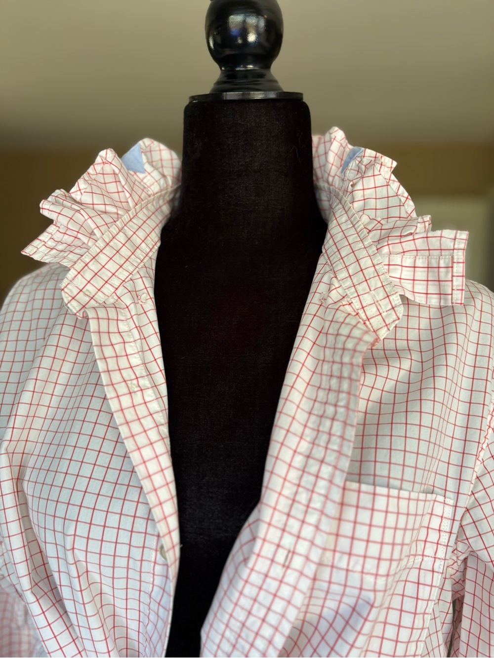Reworked Men’s White Button-Front Tie Blouse with Red Windowpane Check - Picture 3 of 10
